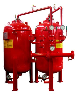 Model MXC & MXCI | Vertical twin bladder tanks